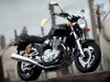 xjr1300_rhf_black_static_500.jpg